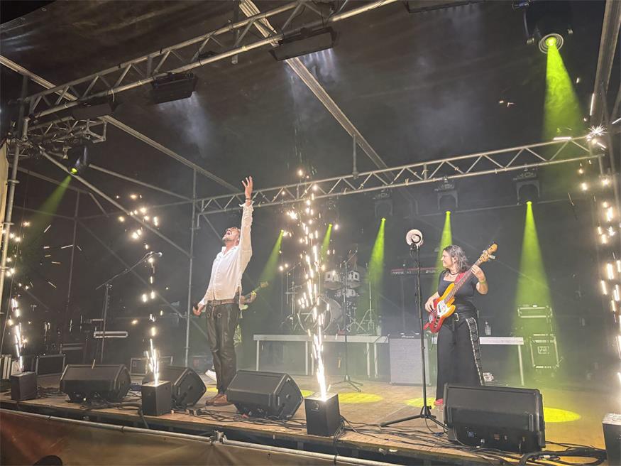 Die österreichische Erfolgsband „Alle Achtung“ trat mit Hits wie „Marie“ am Neusiedler Stadtfest auf.
