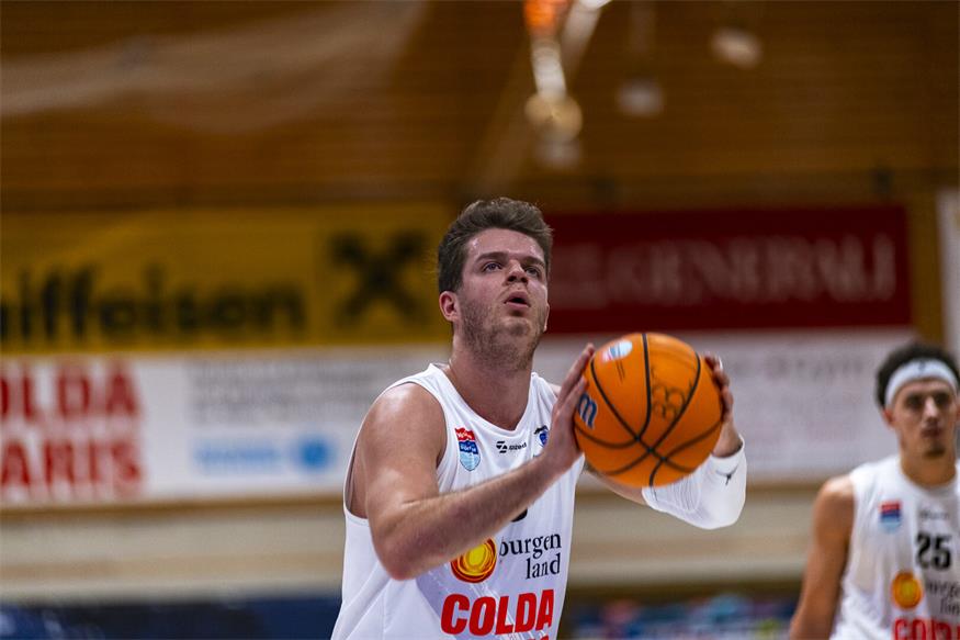 Die sehr rot-weiß-rot-geprägte Dragonz-Mannschaft konnten gegen starke Kapfenberg Bulls nichts ausrichten.