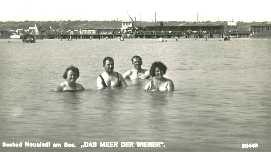 Diese Postkarte aus dem Jahr 1934 ist eine der vielen, die auf die 1931 erstmals ausgestellte Postkarte vom "Meer der Wiener" folge.