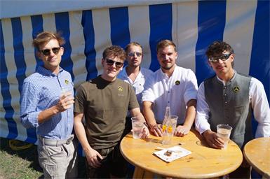 Dominik, Lukas, Fabian, Chris und Jonas waren mit dabei. 