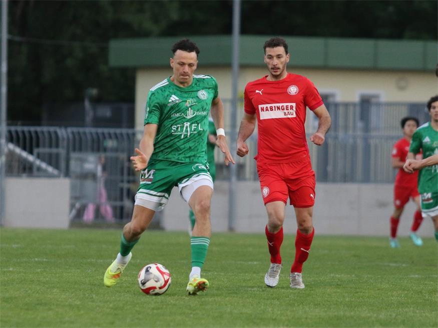Dominik Wydra (re.) bleibt auch in der 2. Liga Nord Trainer in Siegendorf, Niklas Lang verlässt Mattersburg in Richtung Bundesliga