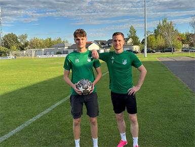 „Doppel-Zwu“. Michael und Thomas Zwickl stürmten miteinander gegen Gattendorf. Und das mit Erfolg. 
