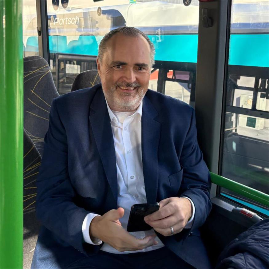 Und der Landeshauptmann fuhr trotzdem im Bus heim ...