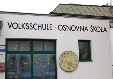 Dvojezične čuvarnice i škole: važni pilje za očuvanje šarolikosti 