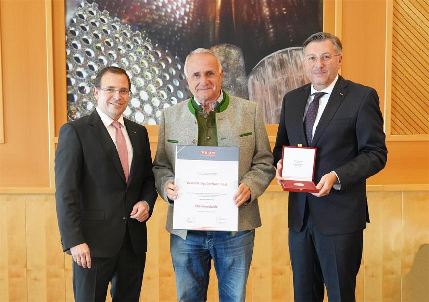 Verdiente Wirtschaftstreibende aus dem Bezirk Neusiedl geehrt