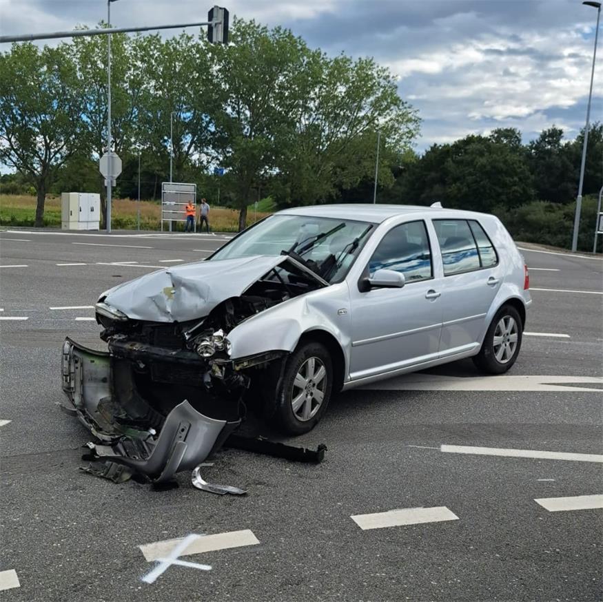 Schwerer Verkehrsunfall: Crash bei neuer Hornbach-Ampel in Eisenstadt