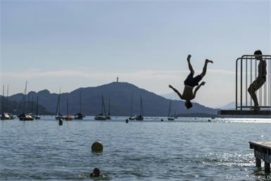 Eine 45-Jährige ertrank am Mittwoch beim Schwimmen im Wörthersee
