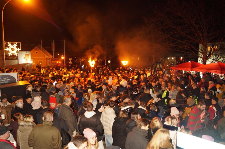 Aubochteifln brachten Stimmung und Schaudern beim „Heimspiel“