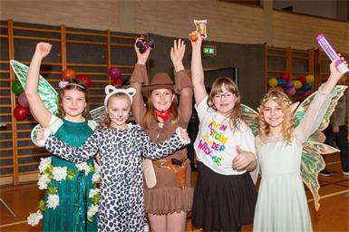 Emily Steinbauer, Leonie Perl, Jana Weinhofer, Leonie Spehn und Anika Knorr. 