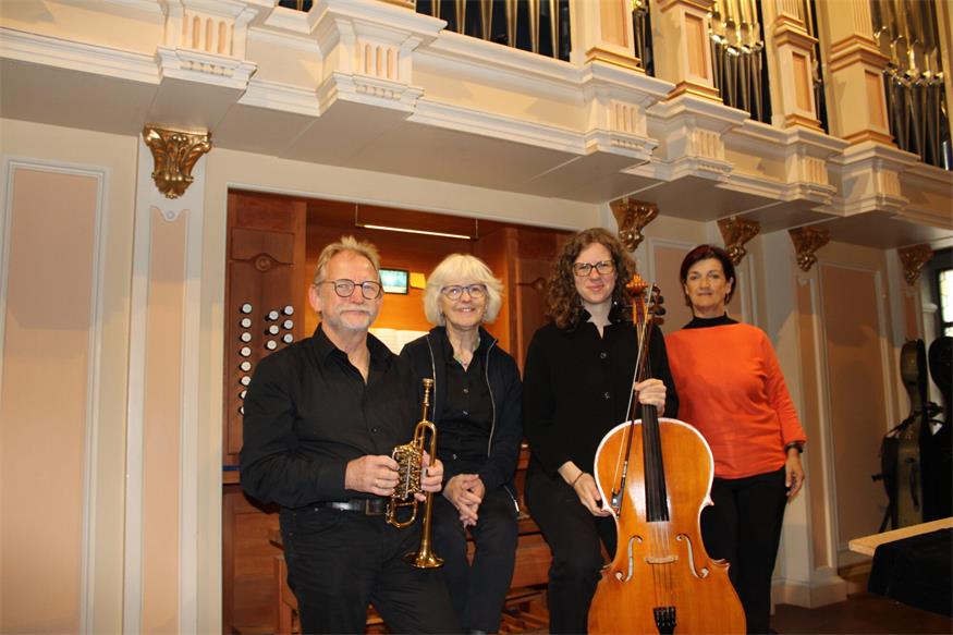 Erich Strobl (Trompete), Johanna Klinger (Orgel), Marlene Ecker (Violoncello) und Angelika Petermichl (Sopran) nahmen das Publikum musikalisch mit in die Barockzeit.