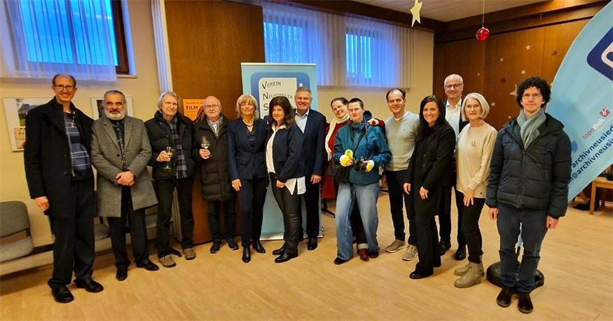 Erinnerungskultur. Der Verein Neusiedler Stadtarchiv und die Stadtpfarre Neusiedl am See luden anlässlich des Internationalen Gedenktages an die Opfer des Holocausts zum vierten Mal zur Gedenkveranstaltung ein.
