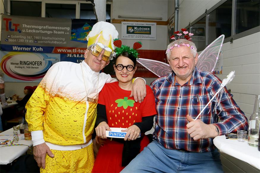 Faschingsgschnas in Goberling lockte zahlreiche Besucher an