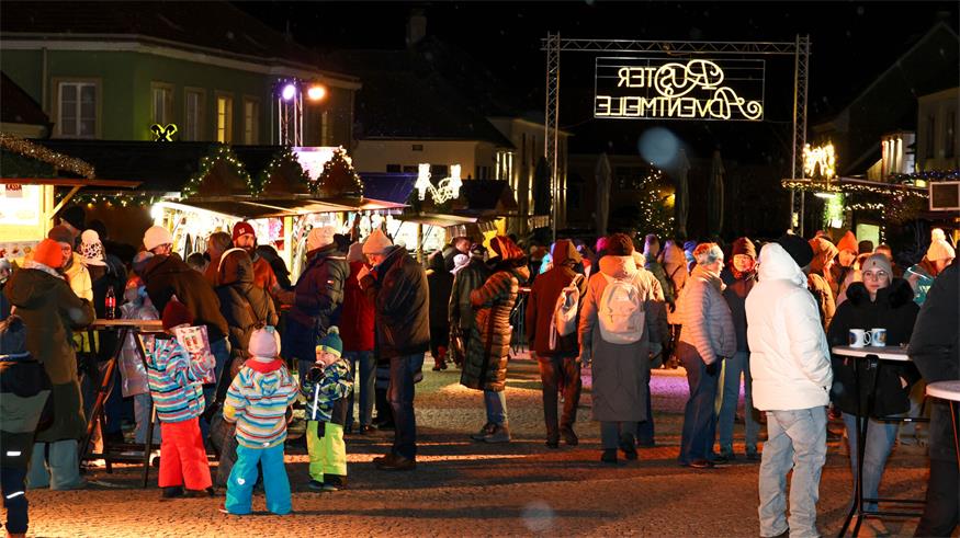 Romantische Eröffnung der Ruster Adventmeile
