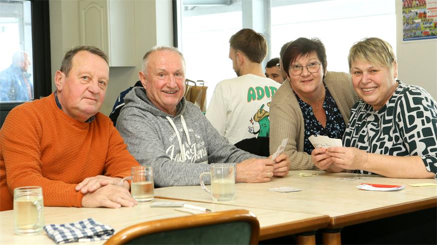 Sportverein lud zum Allerlei-Schnapsen