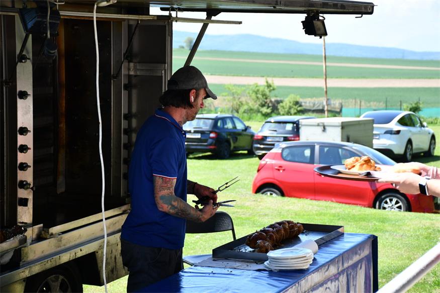 Gelungene 1. Mai-Feier bei strahlendem Wetter