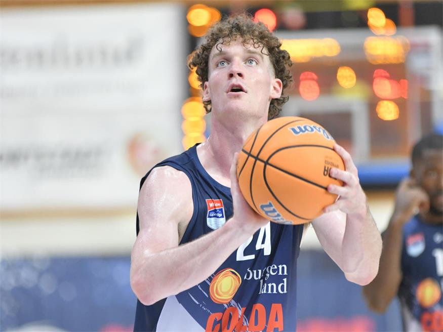 Extra-Orr-dinary nannten die Fans der Eisenstadt Dragonz die Leistung von US-Legionär Andrew Orr (23 Jahre).