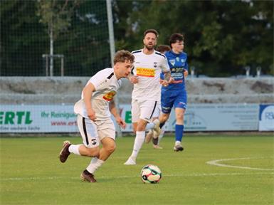 Fabian Kottuscheck brachte Oberwarts Abwehr ins Schwitzen. 