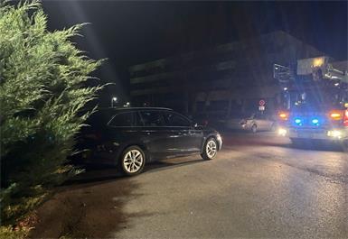 Falschparker sind eine Gefahr: Im Einsatzfall können Einsatzfahrzeuge nicht schnell genug zufahren.