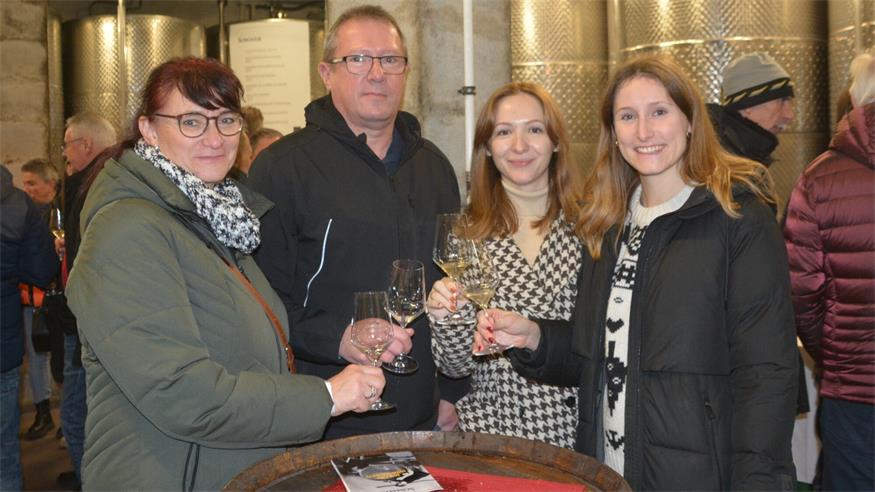 26. „Wei(h)nAchteln“ für „Licht ins Dunkel“