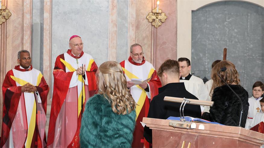Firmung mit Bischof Ägidius Zsifkovics am Eisenstädter Oberberg