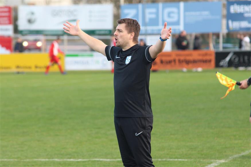 Florian Hotwagner empfing sein neues Team zum ersten Mal mit offenen Armen. 