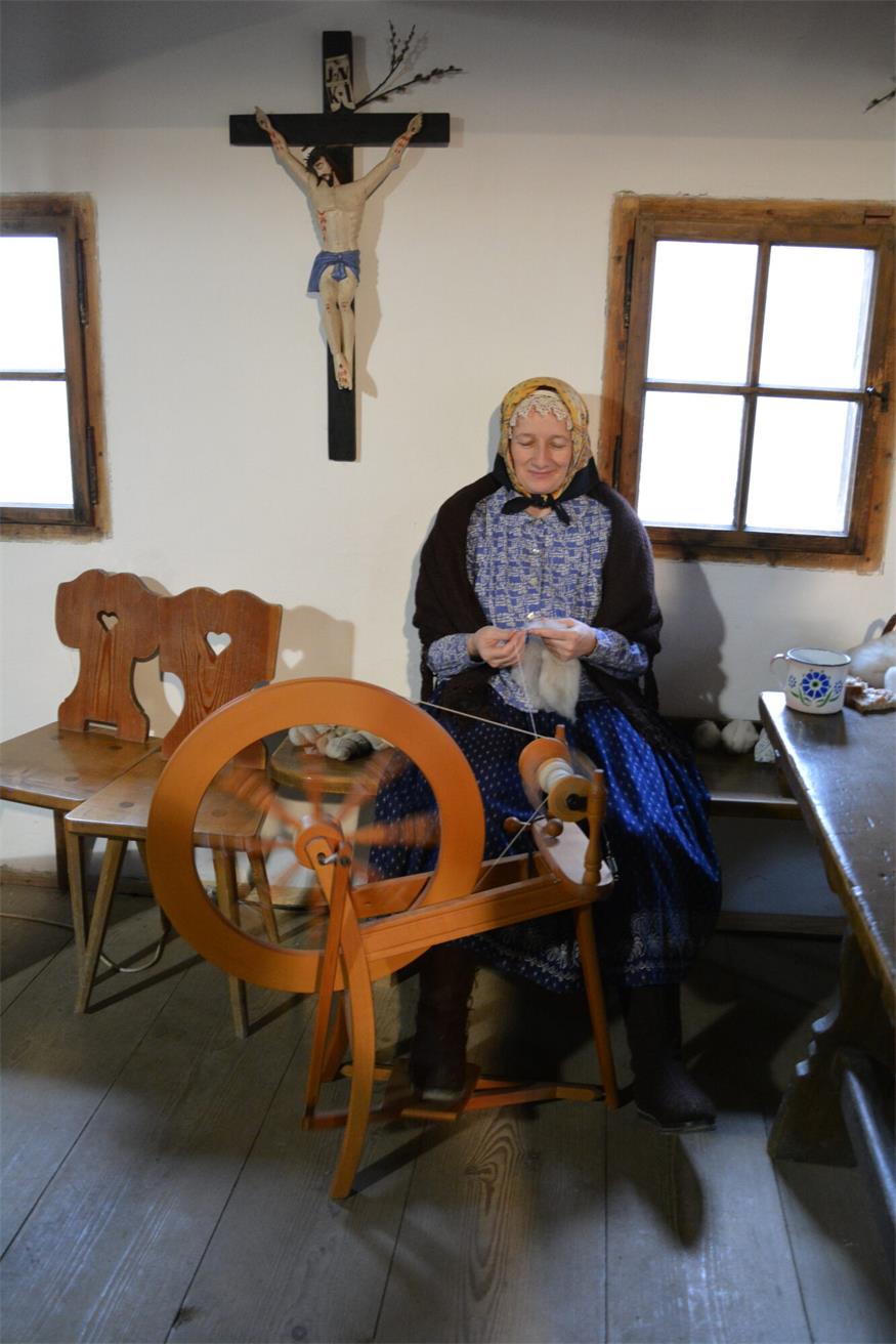 Auf Entdeckungstour zwischen Schloss, Schuhmuseum und Sliwowitz