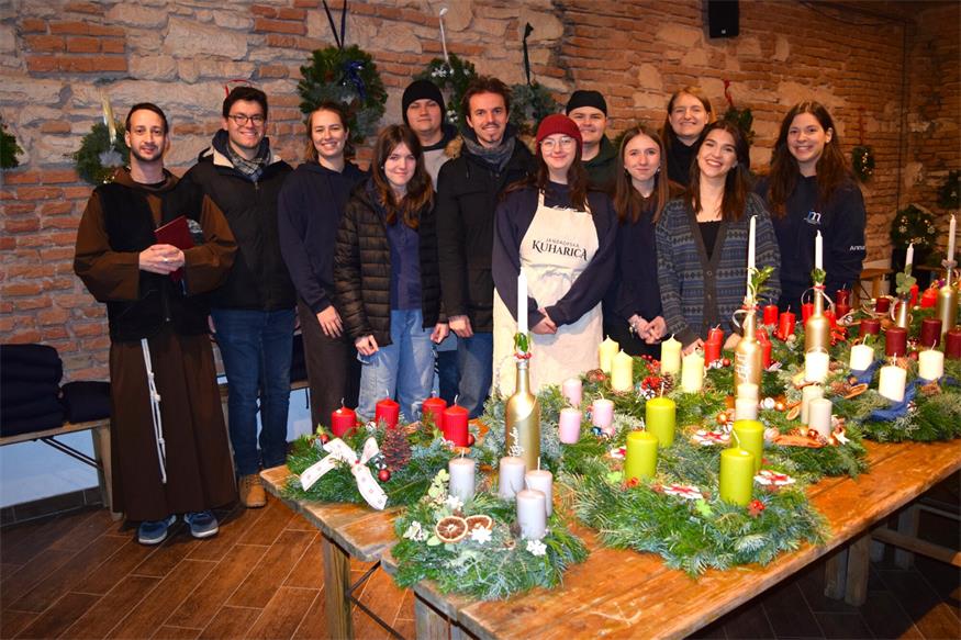 Freuten sich über viele Besucher. Die Junge Initiative Kroatisch Minihof rund um Obfrau Anna-Maria Zvonarich.