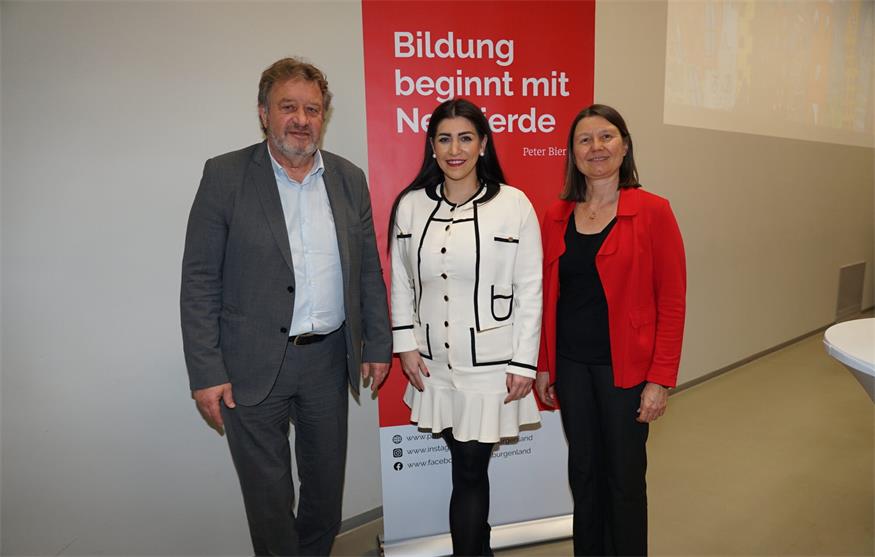 Freuten sich über viele Gäste: Bildungsdirektor Alfred Lehner, Ilkay Idiskut (Lehrerin aus dem Dokumentarfilm) und Rektorin der PPH Burgenland Sabine Weisz (v.l.).