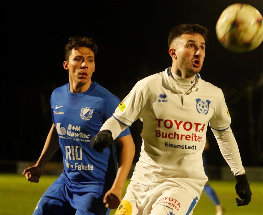 Für St. Margarethens Ernest Grvala (r.) gab es gegen Christian Ehrnofer und die Leithaprodersdorf-Defensive kaum ein Vorbeikommen. 
