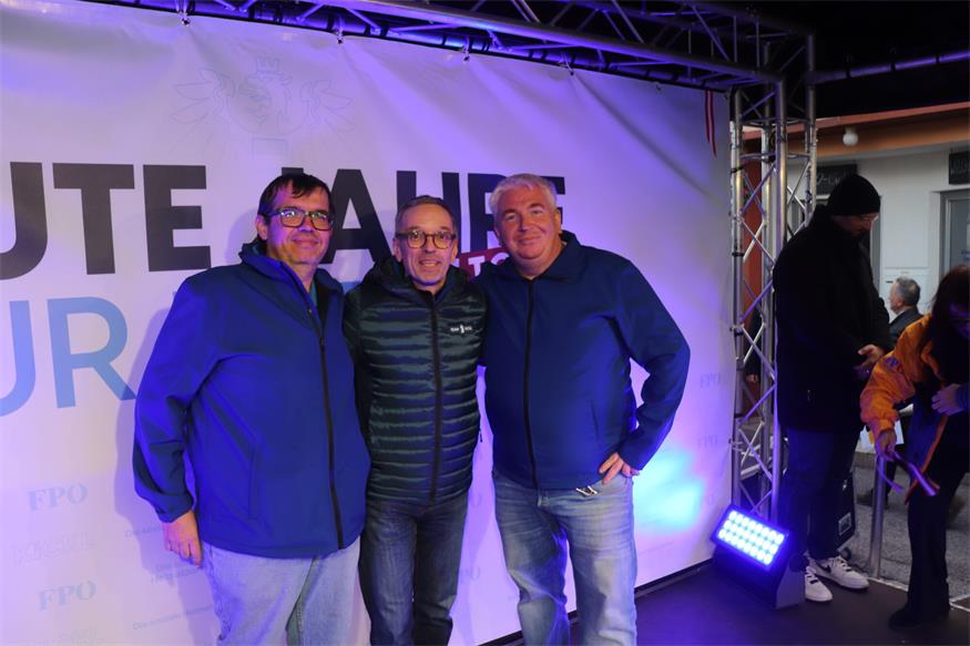 „Gute Jahre nur mit uns“-Tour mit Herbert Kickl hielt in Neudörfl