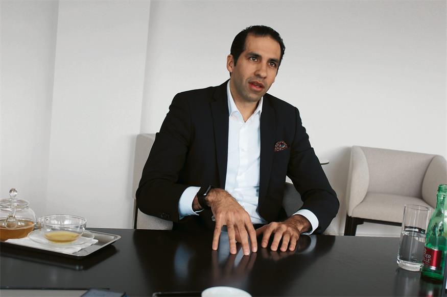 „Für eine sichere und unabhängige Energieversorgung brauchen wir eigene Erzeugung und Netze.“ Stephan Sharma im BVZ-Interview. 
