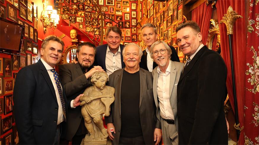 Bühnenbildner-Genie Manfred Waba feierte 65-er im „Marchfelderhof“
