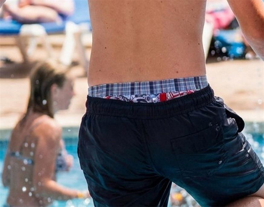 Gekommen, um (vorerst) zu bleiben: Den Badehosentrend - wie hier am Symbolbild - sieht man auch bei uns immer öfter.