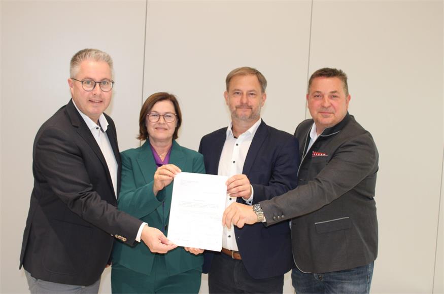 Gemeinsamer Dringlichkeitsantrag (v.l.): ÖVP-Gesundheitssprecher Markus Ulram, die Klubchefs Margit Paul-Kientzl (Grüne), Roland Fürst (SPÖ) und Christian Ries (FPÖ).