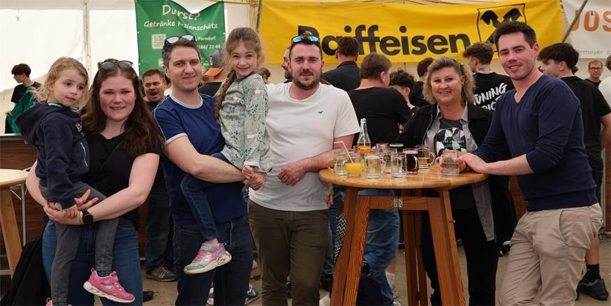 Feiern ohne Ende am Georgi-Kirtag