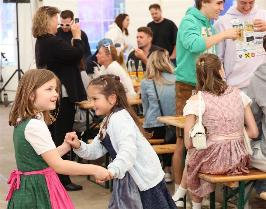 Feiern ohne Ende am Georgi-Kirtag