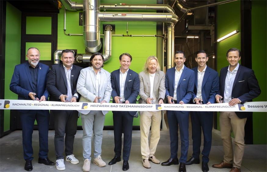 Geschäftsführer AVITA Therme Peter Prisching, Bürgermeister Bad Tatzmannsdorf Stefan Laimer, Bürgermeister Oberschützen Hans Unger, CEO & Eigentümer Unger Stahlbau Matthias Unger, Eigentümer Hotel Reiters Supreme Karl Reiter, CEO Burgenland Energie Stephan Sharma, Burgenland Energie Matthias Lehner und Burgenland Energie Michael Weixelbraun.