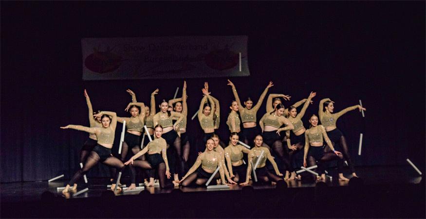 Gold in Poreč! Das erreicht die Gruppe Peaches mit ihrer Choreografie „So schön neu!“