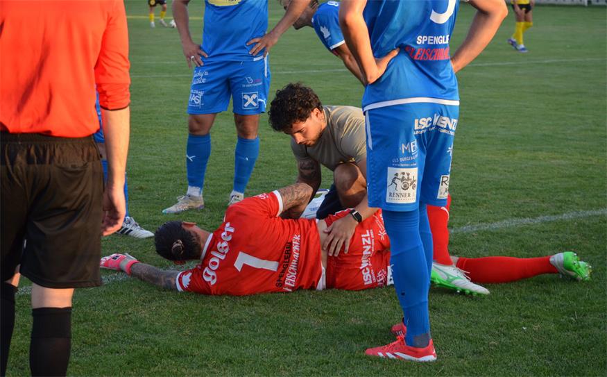 Gols-Tormann Laszlo Gyürü musste verarztet werden.