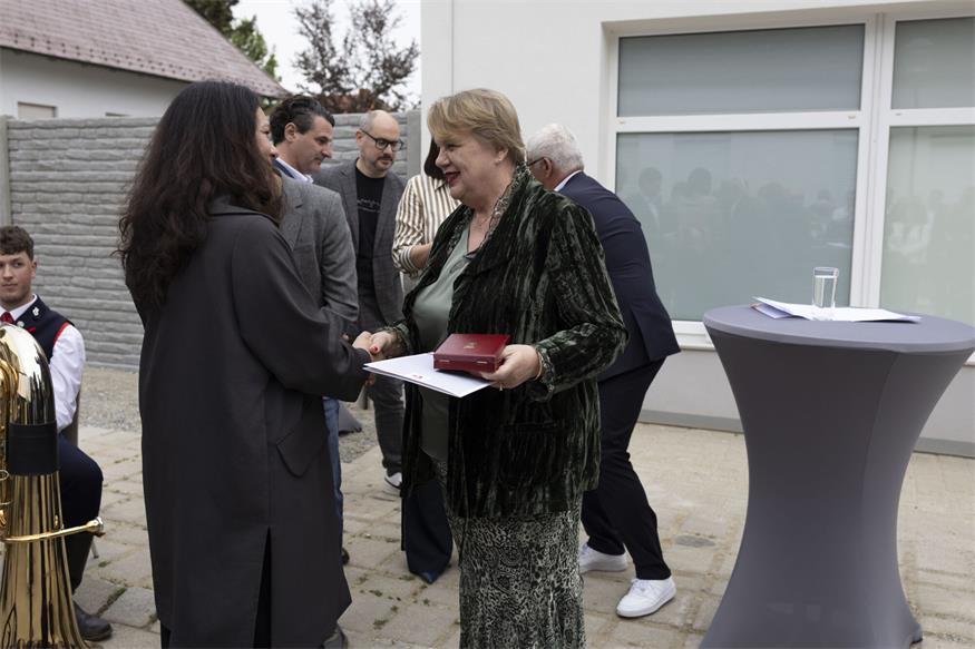Georgizentrum eröffnet: Ehrung für Adelheid Hahnekamp