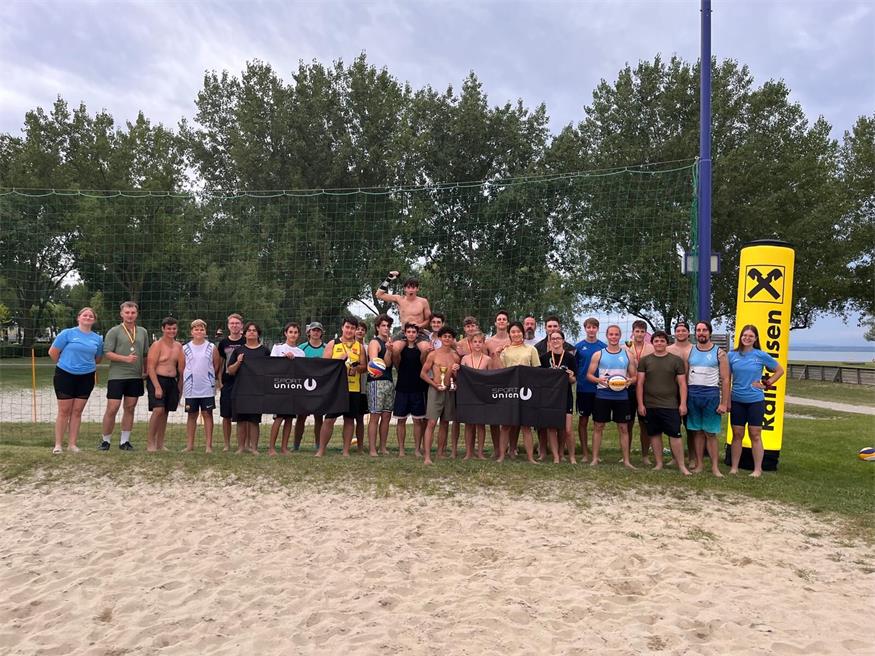 Podersdorf: Der Strand als Bühne für Sport und Begegnung