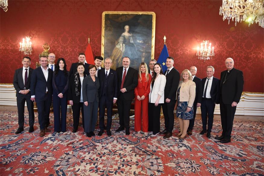 Angelobung: Doskozil bei Van der Bellen in der Hofburg