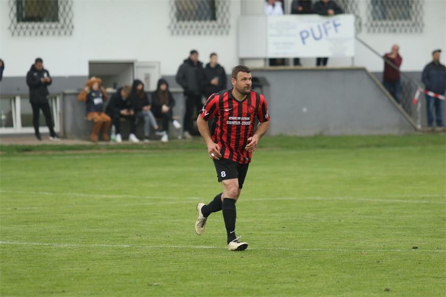 Gulyas brauchte nur rund 10 Minuten um das entscheidende 3:2 vorzubereiten.