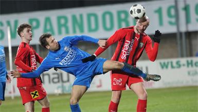 Gut gekämpft! Das haben die Bad Sauerbrunner in Parndorf (r. Lukas Rath, l. Florian Krutzler) und sicherten sich bei der Nullnummer einen Punkt.
