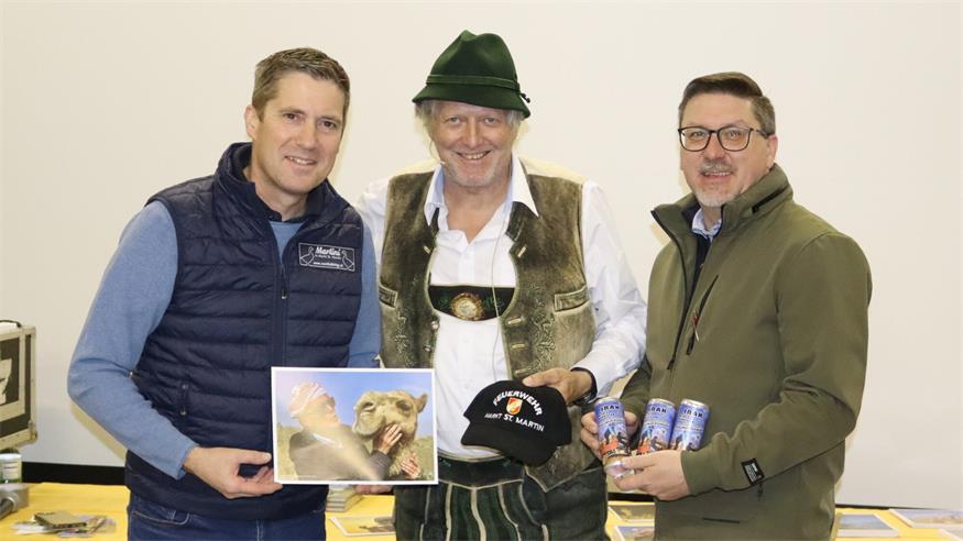 Hannes Thiesz und Bürgermeister Jürgen Karall freuten sich, dass Helmut Pichler wieder nach Markt St. Martin gekommen ist.