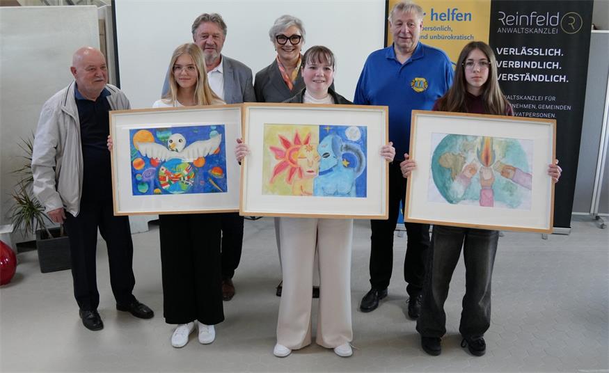 Harro Pirch, Hannah Feichtiger, Bildungsdirektor Alfred Lehner, Lions-Friedensplakatbeauftrage Anna Reinfeld, Annalena Wildzeiss, Lions-Präsident Johannes Fenz und Lena Horvath bei der Siegerehrung.