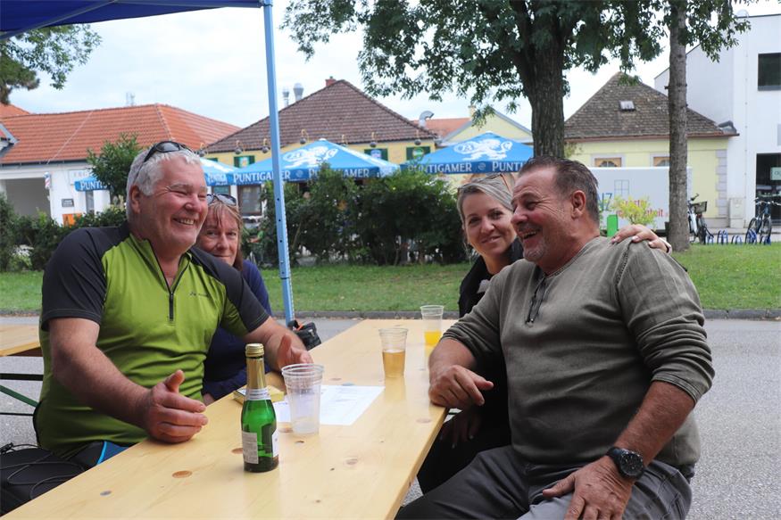 Neudörfler Dorffest: Hauptstraße verwandelte sich erneut in Festmeile