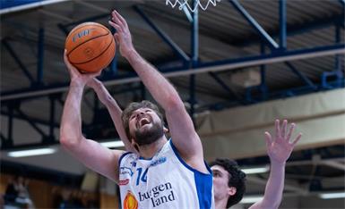 Höhenflug! Daniel Köppel und Oberwart feierten den siebenten Saisonsieg.