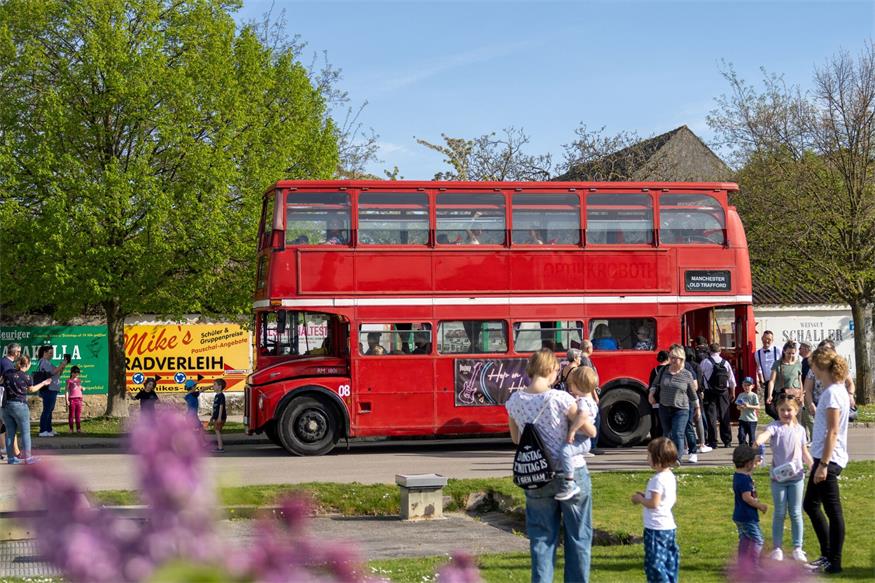 "Hop on Hop off" Festival: Live Musik und kulinarische Schmankerl im ganzen Ort: von 4. bis 6. April in Podersdorf am See.