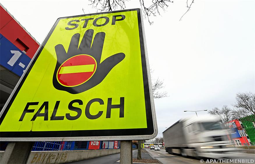 Im Burgenland kann man Schilder wie dieses anscheinend besser lesen als im Österreich-Schnitt.